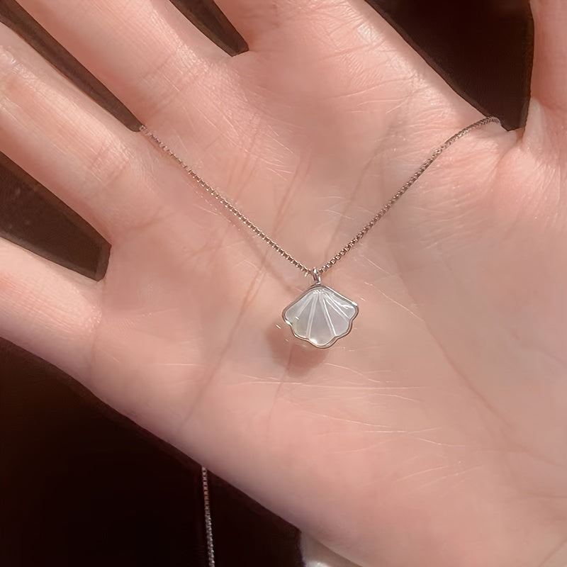 Chic Clavicle Necklace